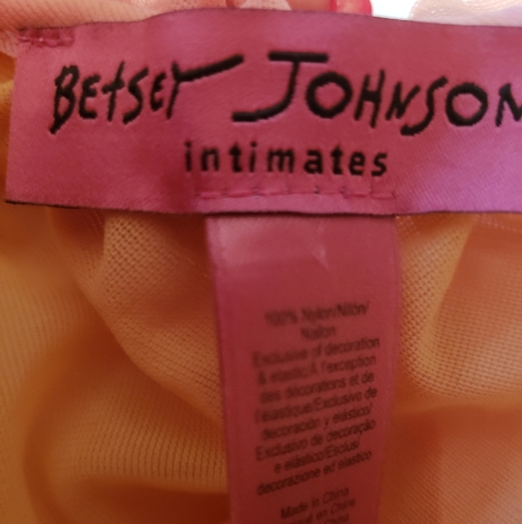 Betsey Johnson Intimate - Picture 5 of 7
